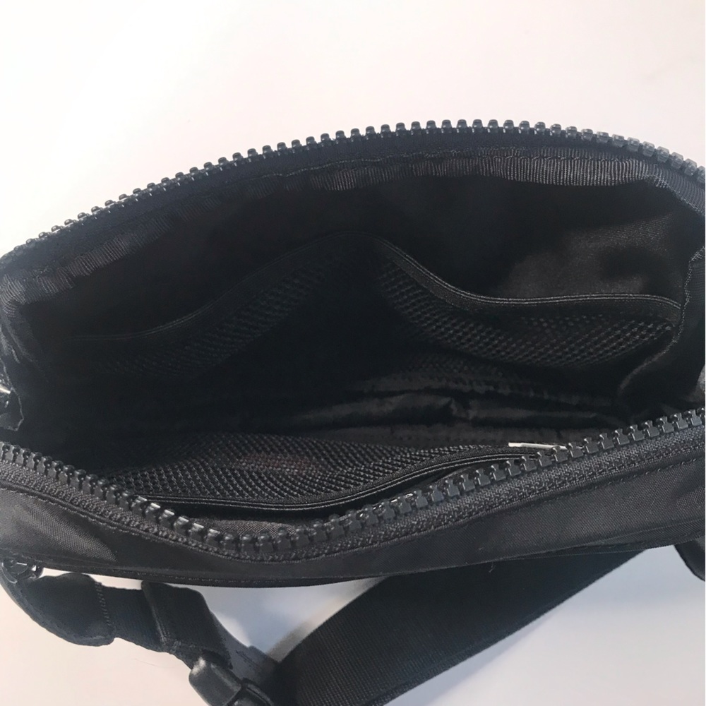 NWT Lululemon Everywhere Belt Bag Crossbody Bum Large 2L Black NEW - Picture 12 of 14